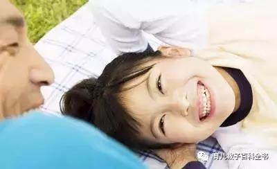 【育兒資訊】幼兒園接孩子放學(xué)，牢記5件事做不得！